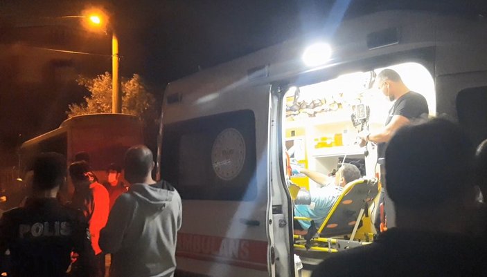 Kocaeli'de bir kişi evine giderken silahlı saldırıya uğradı