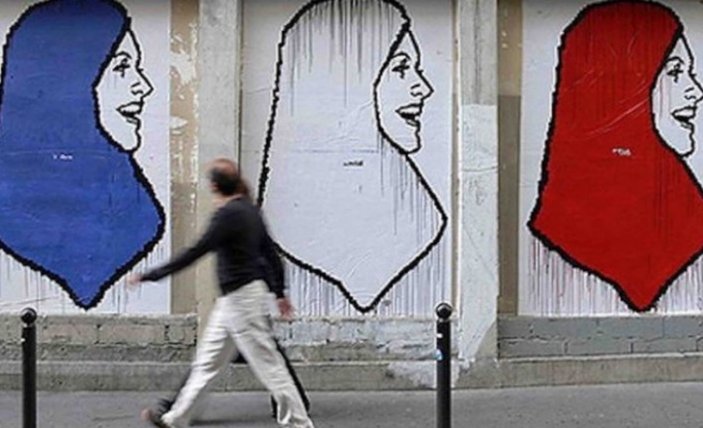 Fransa, bazı Müslüman sivil toplum kuruluşlarını kapatacak