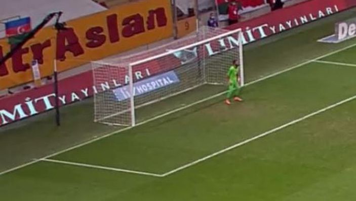 Fatih Öztürk'ün hataları taraftarı kızdırdı