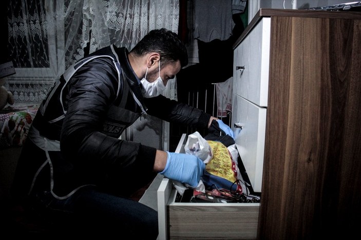 Bursa'da uyuşturucu satıcılarına eş zamanlı operasyon