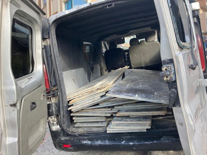 Arnavutköy'de 2 milyon liralık vurgun yapan çete çökertildi