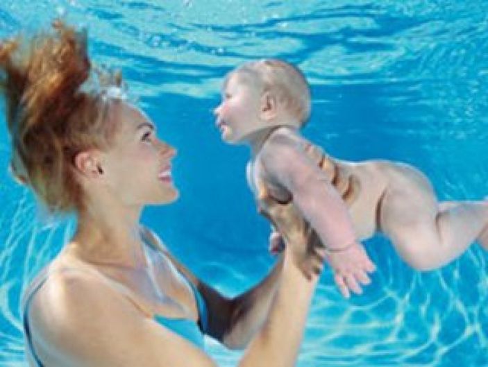 Suda doğum nedir, nasıl yapılır? Suda doğumun faydaları nelerdir? Suda doğum riskli midir?