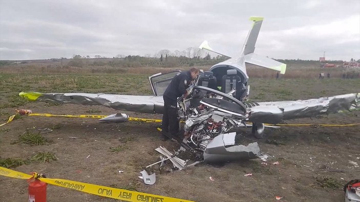 Büyükçekmece'de düşen eğitim uçağının pilotu yaşamını yitirdi
