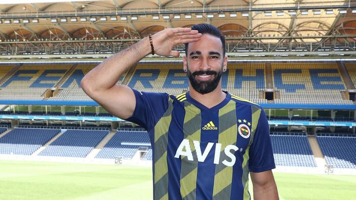 Adil Rami: Fenerbahçe'de arabadan yola atıldım