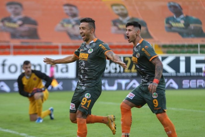 Alanyaspor, Fatih Karagümrük'ü de yendi