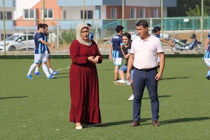 a Elif İçlek, oğlu futbolcu olmak isteyince kulüp kurdu