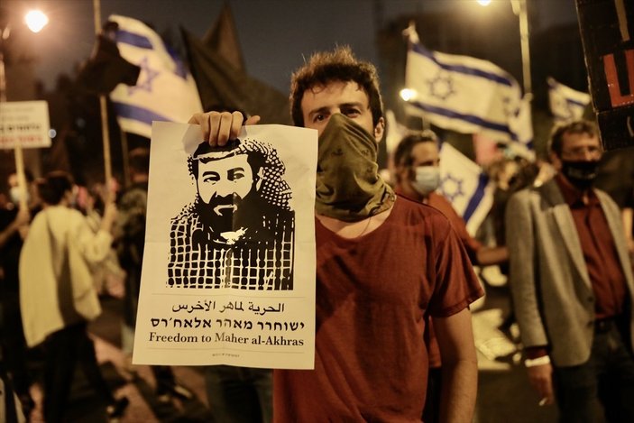 Binyamin Netanyahu’ya yolsuzluk protestosu devam ediyor
