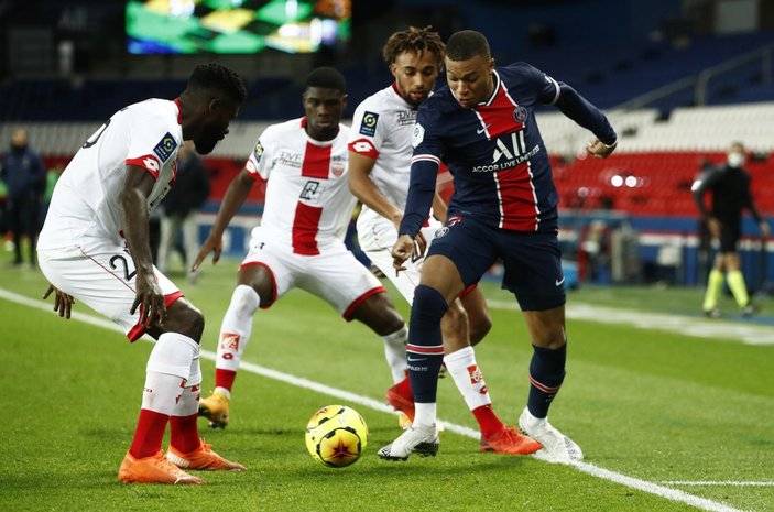 PSG ligde Dijon'a 4 gol attı