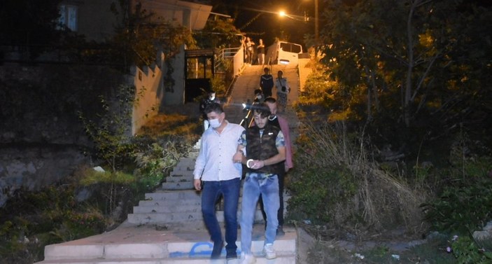 İzmir'de kuzenini bıçaklayıp tüfekle vuran şüpheli yakalandı