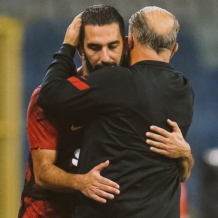 Arda Turan, oğlunun doğum gününü kutladı