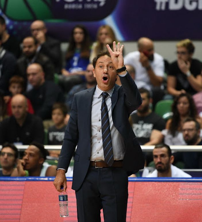 TOFAŞ Başantrenörü Orhun Ene istifa etti