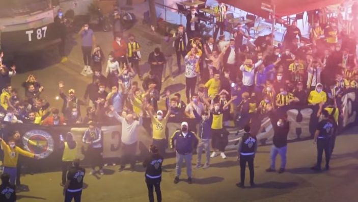 Ozan Tufan: İnşallah bütün sokaklarda şampiyonluğu kutlarız