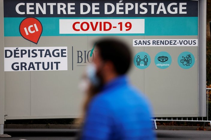 Fransa’da koronavirüsten bir günde 523 ölüm