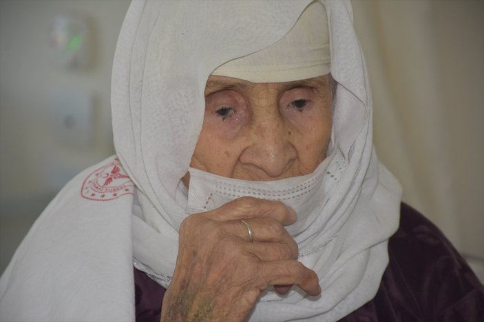 Şırnak'ta 120 yaşında koronavirüsü yendi