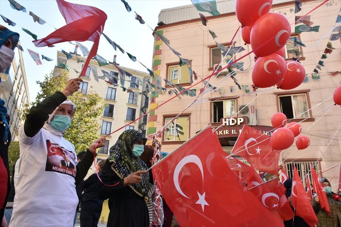 Diyarbakır evlat nöbeti HDP