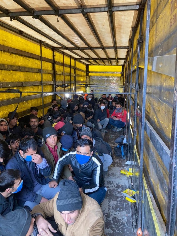 Van'da 210 kaçak göçmen yakalandı