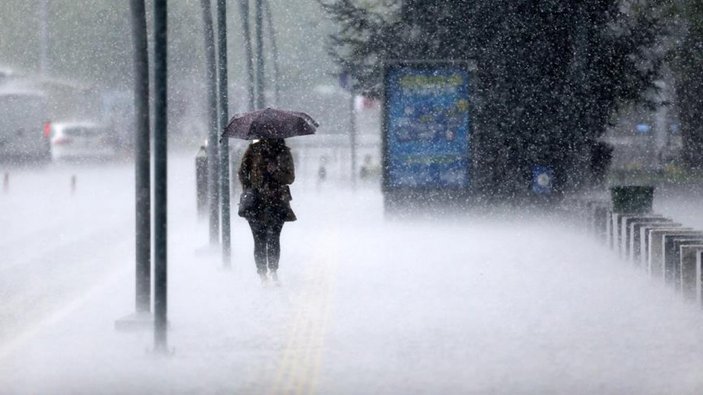 Meteoroloji’den sarı kodlu uyarı: İstanbul’da sel ve doluya dikkat