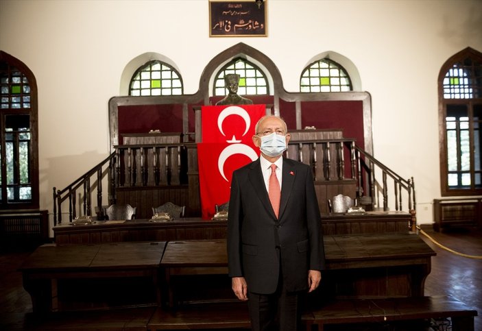 Kemal Kılıçdaroğlu: Cumhuriyetimizi demokrasiyle taçlandırmak zorundayız