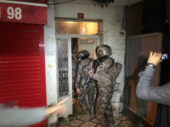 İstanbul merkezli 12 ilde, terör örgütü DHKP/C'ye yönelik operasyon