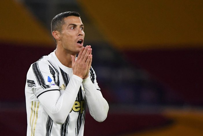 PCR testi saçmalık diyen Ronaldo'yu doktorlar tiye aldı