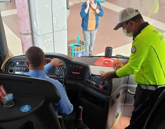 Aydın'da karantinayı delen şoförler yakalandı