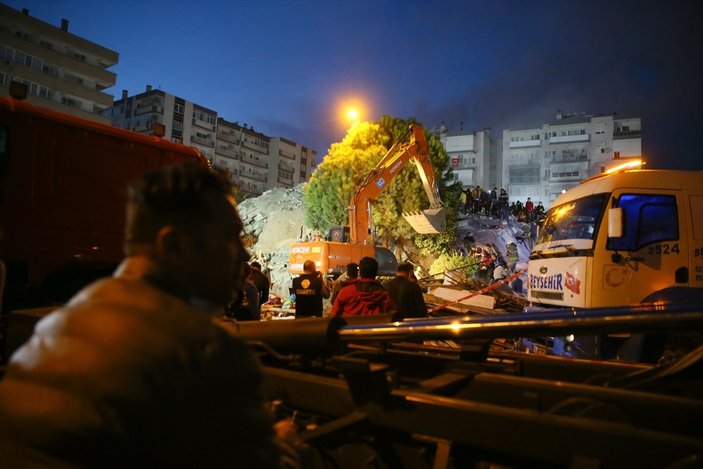 İzmir'deki depremde hayatını kaybedenlerin sayısı