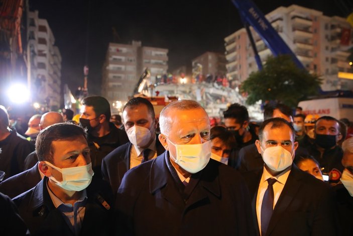 Cumhurbaşkanı Erdoğan, deprem bölgesinde inceleme yaptı