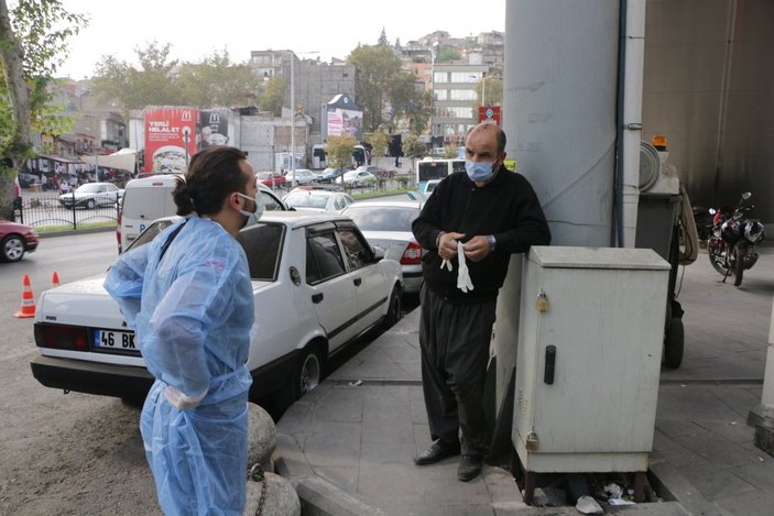 Kahramanmaraş’ta koronavirüslü adam sokakta karantinaya alındı