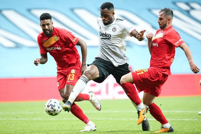Beşiktaş, Larin'in golüyle Yeni Malatyaspor'u yendi