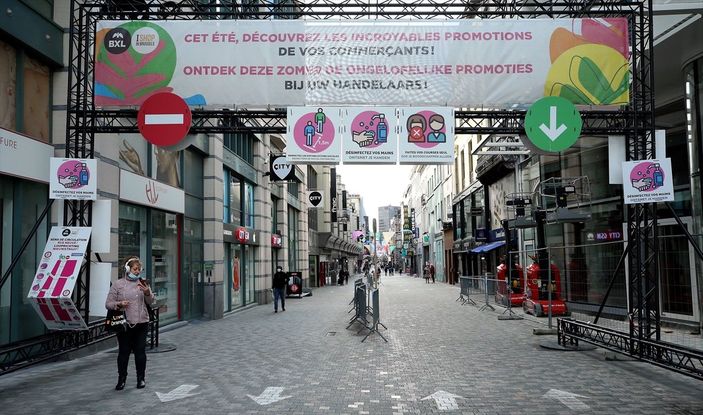 a Belçika'da mağazalar kapatıldı