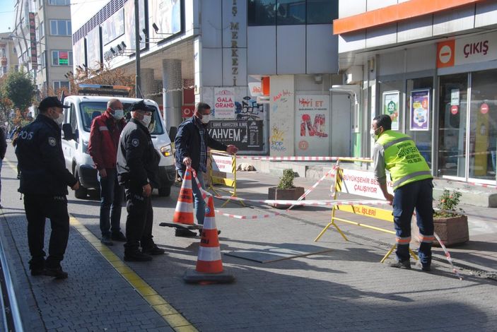 Eskişehir'de başına tahta parçası düşen kişi ağır yaralandı