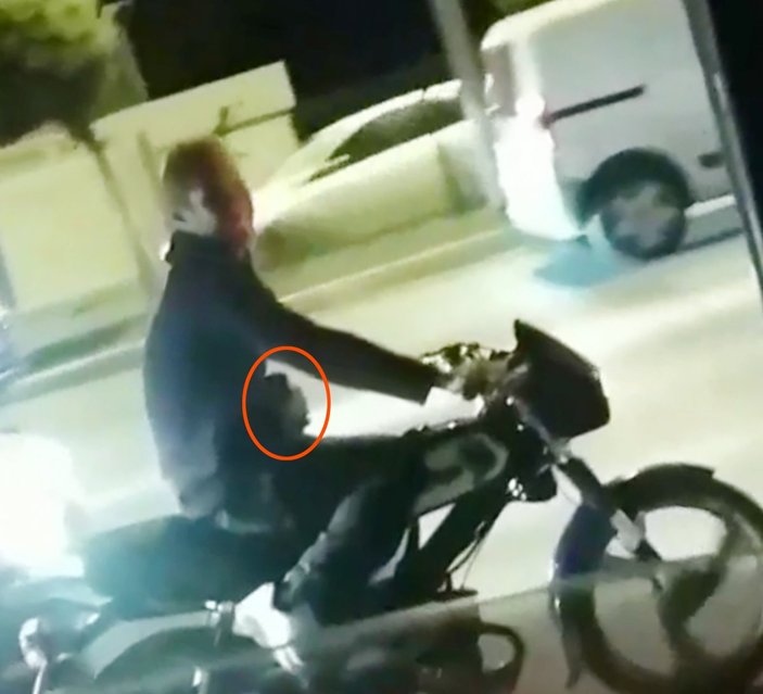 Antalya'da elinde birayla motosiklet kullandı