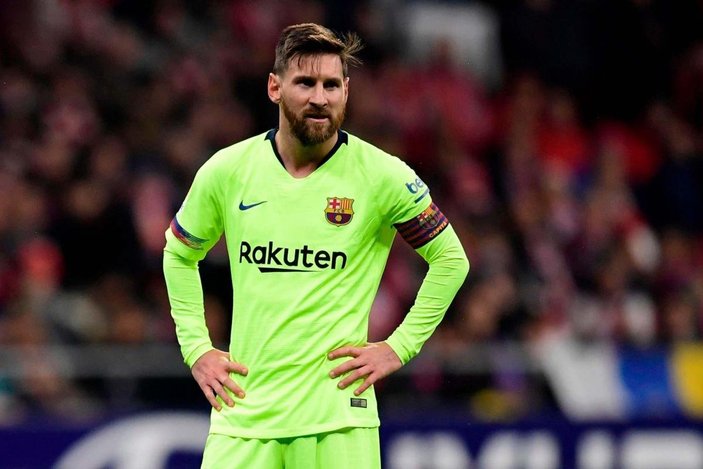 Barcelona'da Lionel Messi'den maaş indirimi istenecek