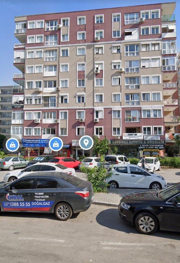 İzmir depreminde, Rıza Bey Apartmanı'nın çökme anı