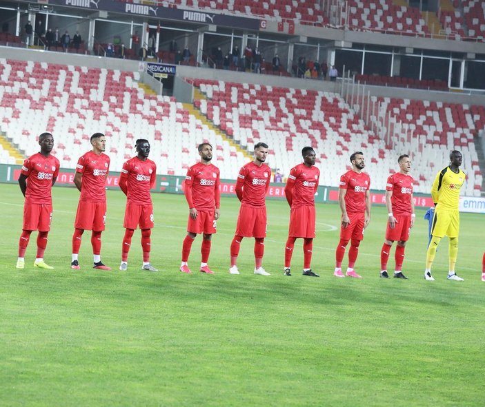 Sivasspor-Karabağ maçının muhtemel 11'leri