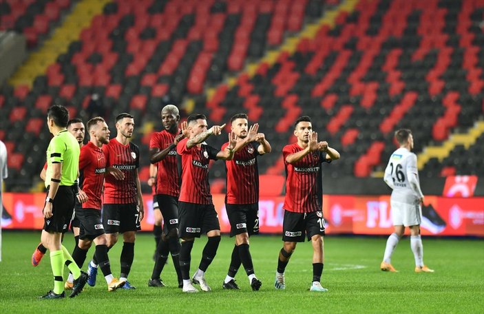 Beşiktaş, Gaziantep FK deplasmanından puansız döndü
