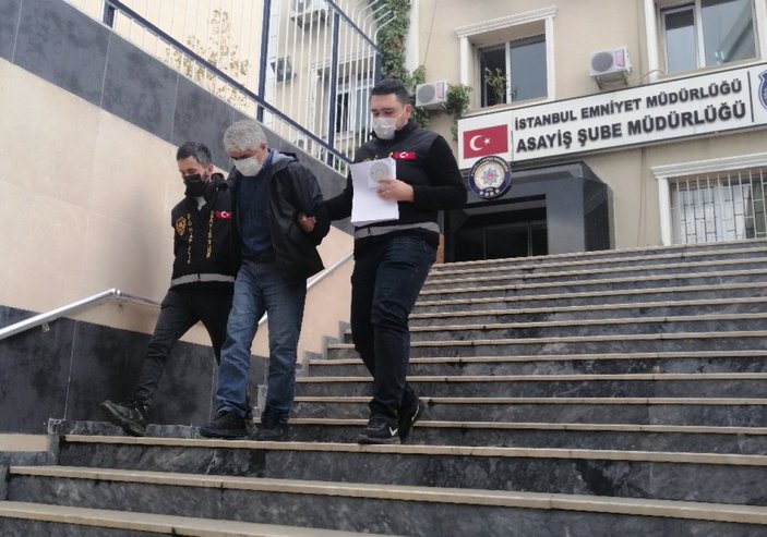 İstanbul'da 50 saniyede otomobil çalan hırsız kamerada