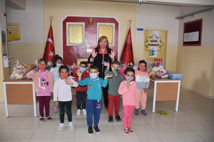 Şırnak'ta, İzmir'deki depremzede çocuklar için oyuncak kampanyası