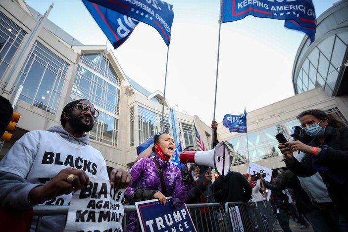 ABD'de Biden ve Trump destekçileri sokağa indi