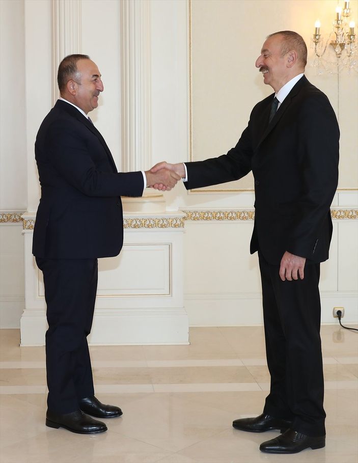 a Mevlüt Çavuşoğlu ve Hulusi Akar, İlham Aliyev ile görüştü