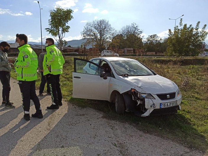 Bursa'da 13 yaşındaki sürücü kaza yaptı