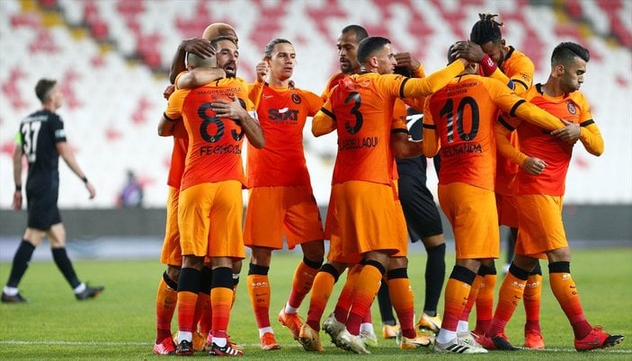 Galatasaray zorlu Sivas deplasmanından kayıpsız döndü