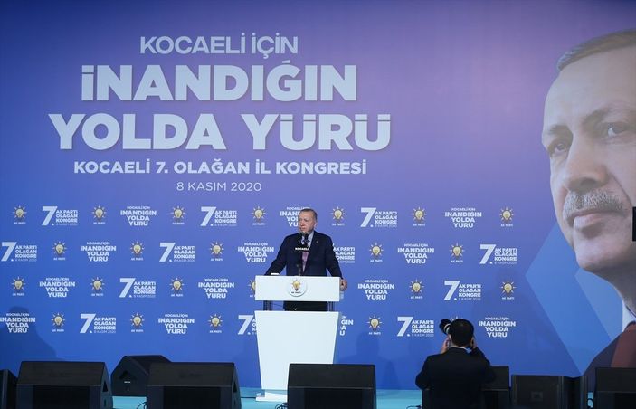 a Cumhurbaşkanı Erdoğan: CHP İzmir'de enkaz altında kaldı