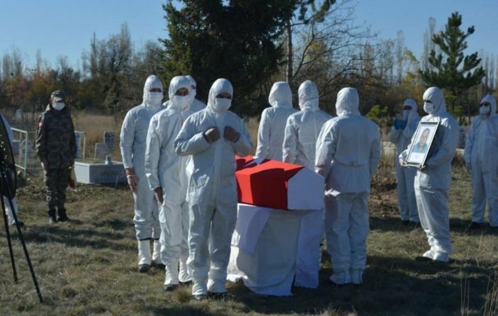 i Kıbrıs gazisi Mehmet Arslan, koronavirüs sebebiyle hayatını kaybetti