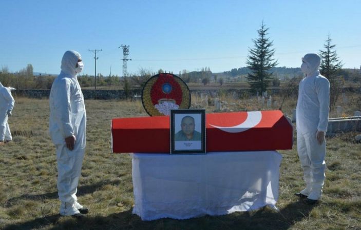 i Kıbrıs gazisi Mehmet Arslan, koronavirüs sebebiyle hayatını kaybetti