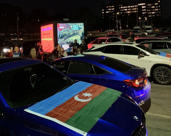 New York'taki Azerbaycanlılar, Şuşa'nın işgalden kurtarılmasını sevinçle karşıladı