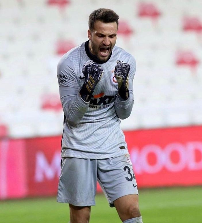 a Okan Kocuk performansıyla alkış topladı