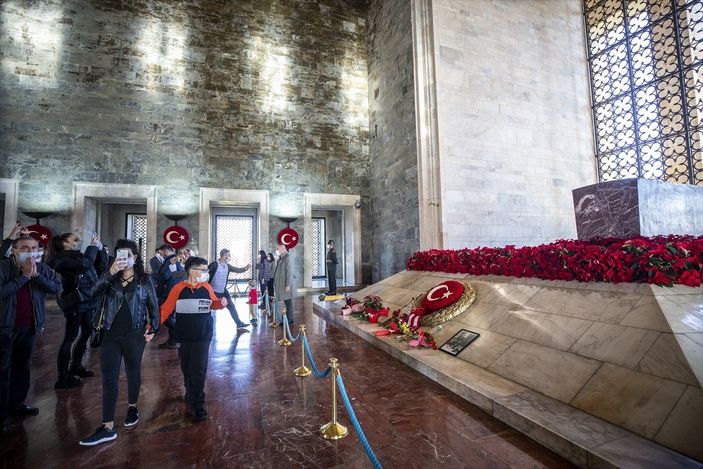 a 10 Kasım Anıtkabir