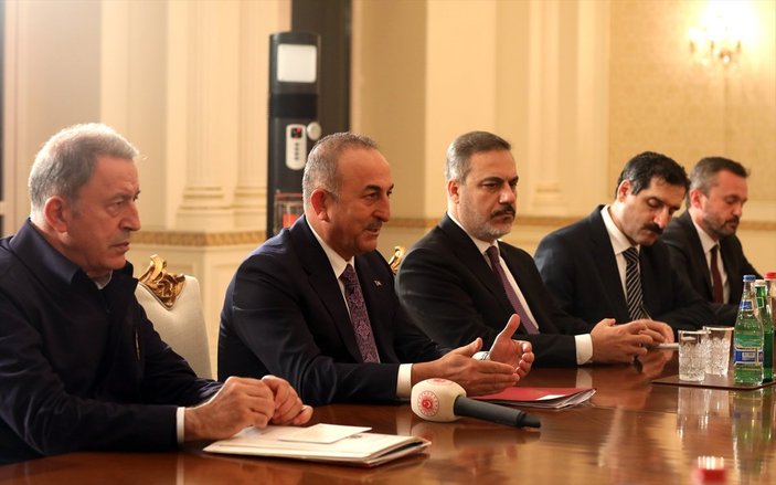 Bakanlar Çavuşoğlu ve Akar'dan, İlham Aliyev'e tebrik ziyareti