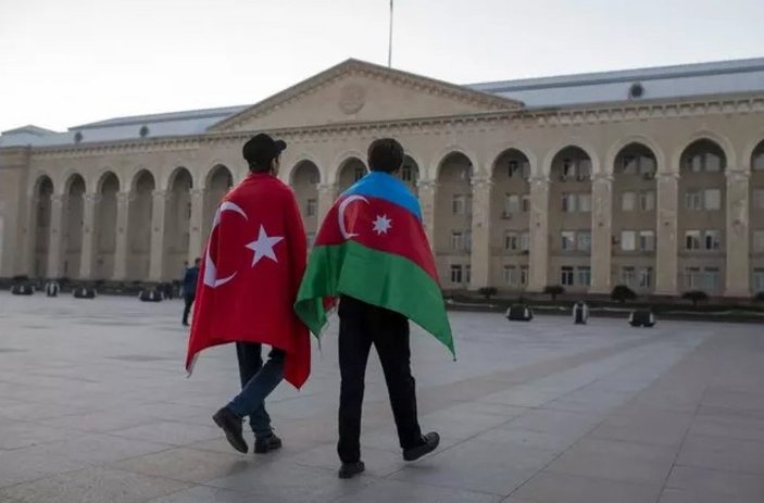 İran: Azerbaycan ile Ermenistan'ın ateşkesi kabul etmesini memnuniyetle karşılıyoruz